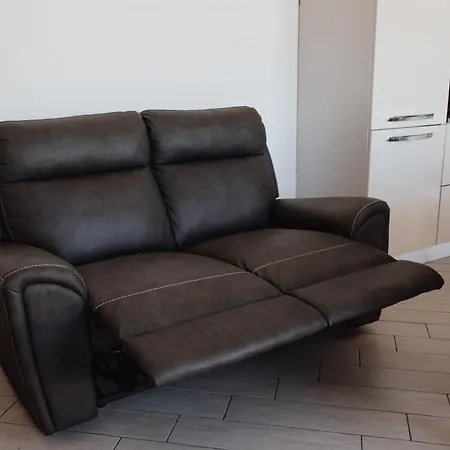 Railroad-house Apartment Patti